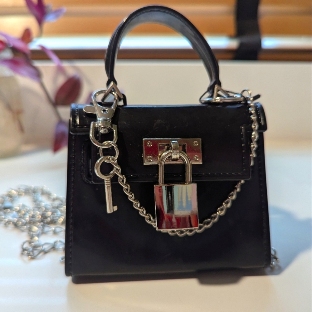 Tiny Purse